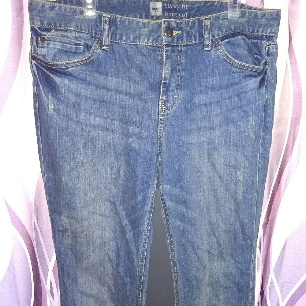 Curvy Fit Mossimo size 14L Boot Cut Jeans